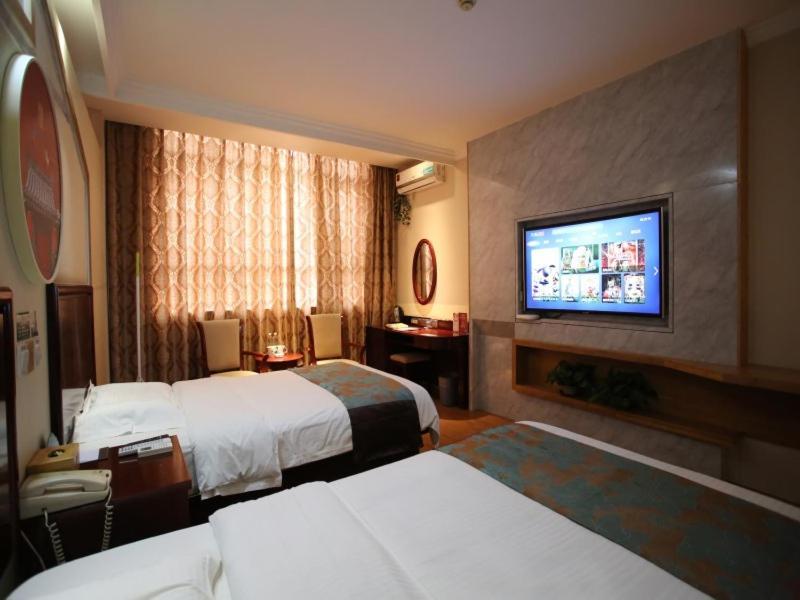 Greentree Inn Jiangsu Wuxi Yangjian Xihu Road Express Hotel Dış mekan fotoğraf