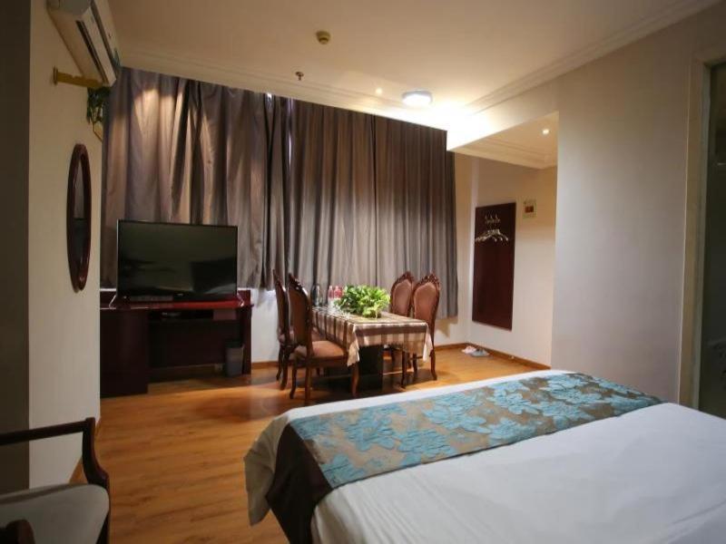 Greentree Inn Jiangsu Wuxi Yangjian Xihu Road Express Hotel Dış mekan fotoğraf